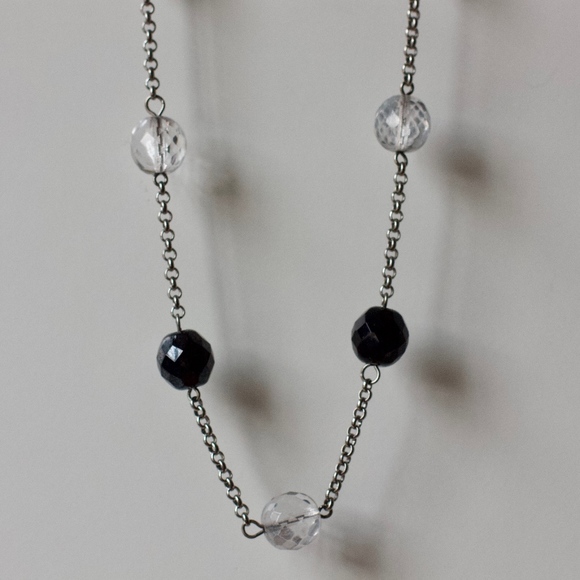 Black and Clear Beaded Necklace - Picture 1 of 1